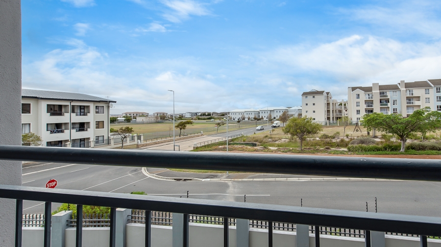 2 Bedroom Property for Sale in Burgundy Estate Western Cape